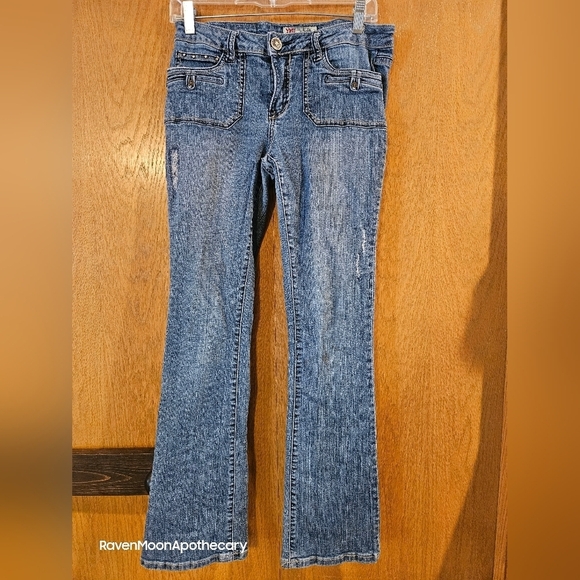 YMI Jeans - Picture 1 of 7